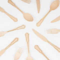 Cubiertos de Madera