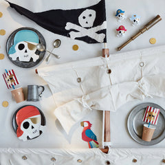 Vasos Piratas con popotes