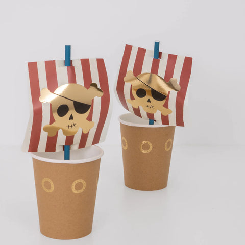 Vasos Piratas con popotes
